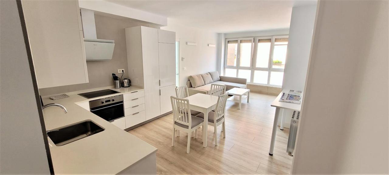 Cozy White Home In Гечо Экстерьер фото